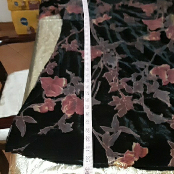 Elegant Floral Midi Dress - Picture 9 of 10